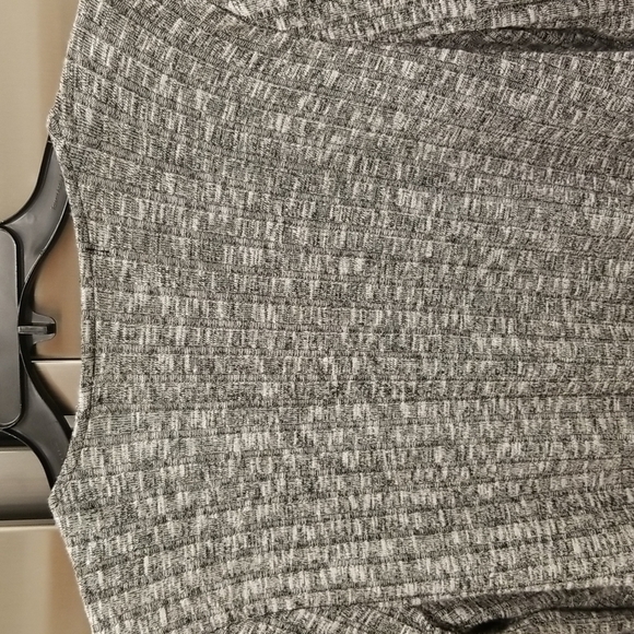 💕MICHAEL STARS💕 Ribbed Long Sleeve Surplice Bodysuit ~ Dark Gray Small S NWOT - Picture 6 of 11